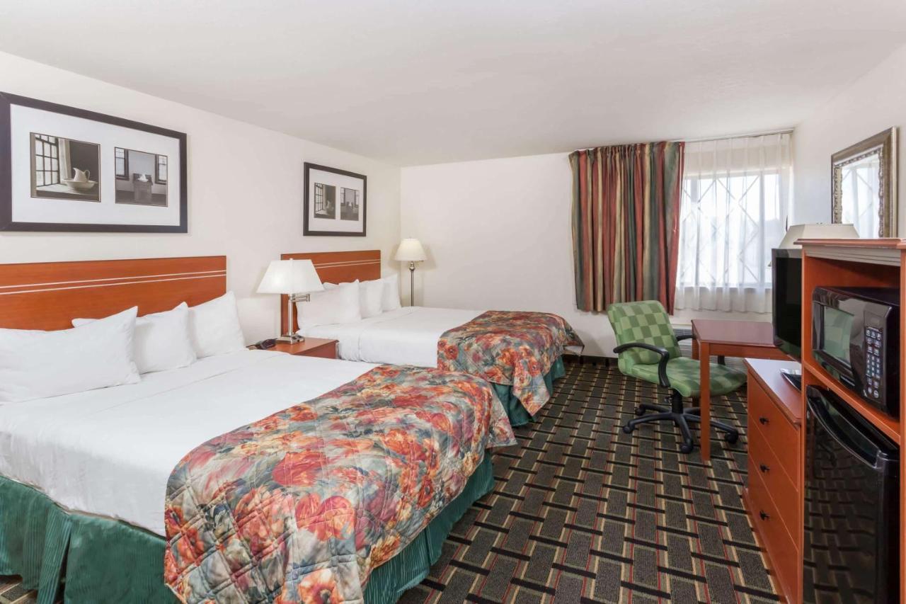 Hotel Baymont By Wyndham Decatur
